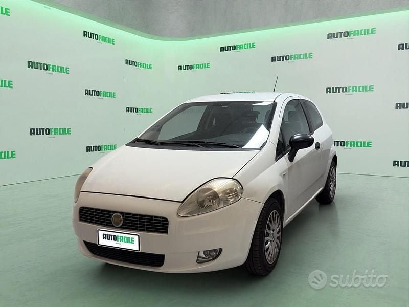 Usata Fiat Punto Active 75 CV (55 kW) 2006 Bianco Utilitaria