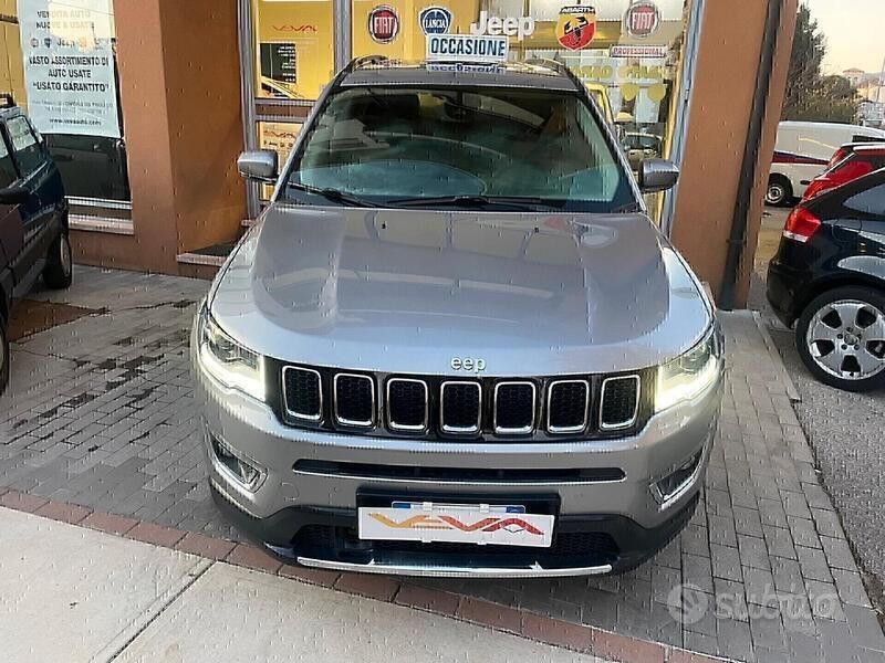 Usata Jeep Compass Limited 170 CV (125 kW) 2018 Argento SUV