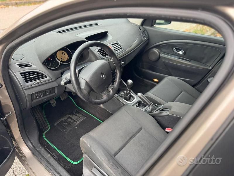 Usata Renault Mégane GrandTour 110 CV (80 kW) 2009 Marrone Station wagon