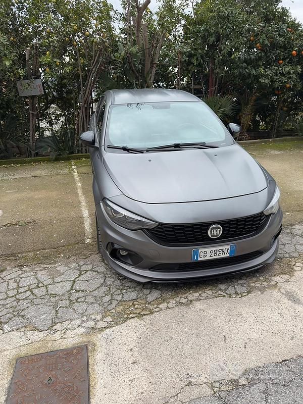 Usata Fiat Tipo 120 CV (88 kW) 2020 Grigio Berlina