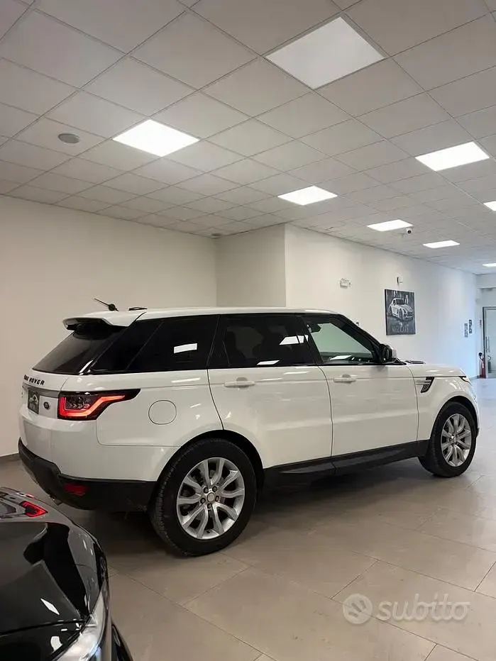 Usata Land Rover Range Rover Sport HSE Dynamic 249 CV (183 kW) 2015 Bianco SUV