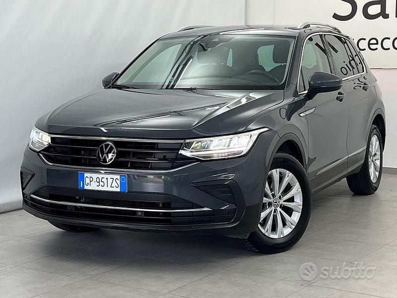 Usata VW Tiguan Life 150 CV (110 kW) 2023 Grigio SUV