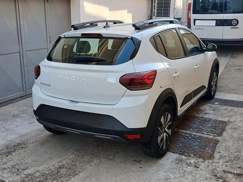 Nuova Dacia Sandero Expression 101 CV (74 kW) 2025 Bianco Berlina