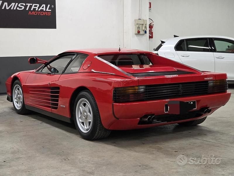 Usata Ferrari Testarossa 390 CV (286 kW) 1985 Rosso Coupé