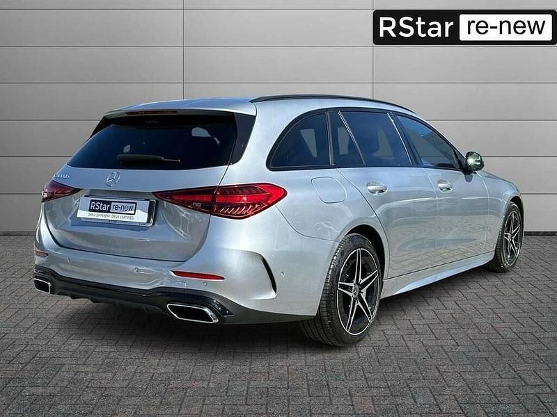 Usata Mercedes 300 AMG Line Premium 197 CV (144 kW) 2025 Argento Station wagon
