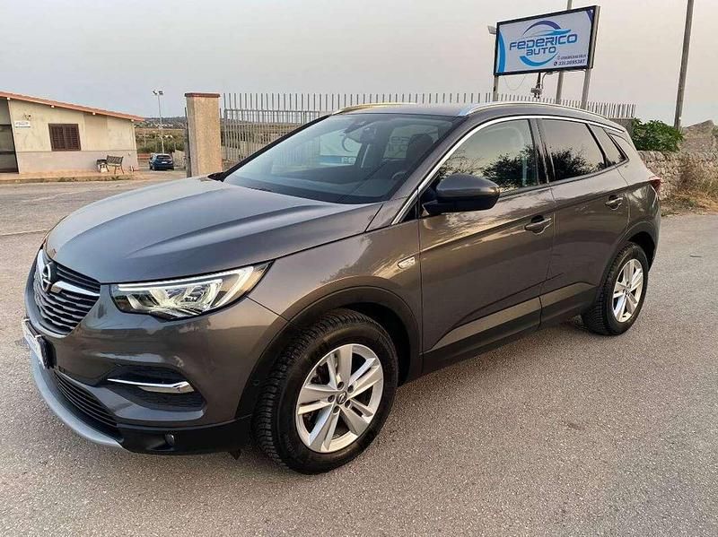 Grigio Usata 2020 Opel Grandland X Innovation SUV | 16.999 € (Buon prezzo) - Immagine 1/4