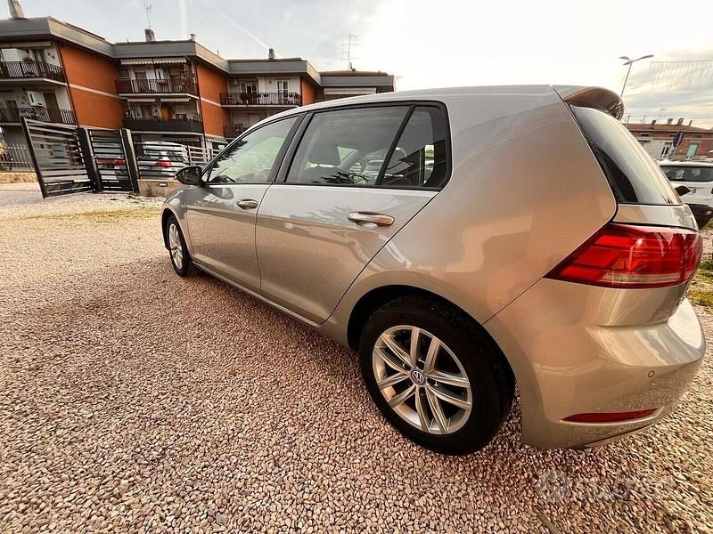 Usata VW Golf VII Executive 110 CV (80 kW) 2018 Grigio Berlina