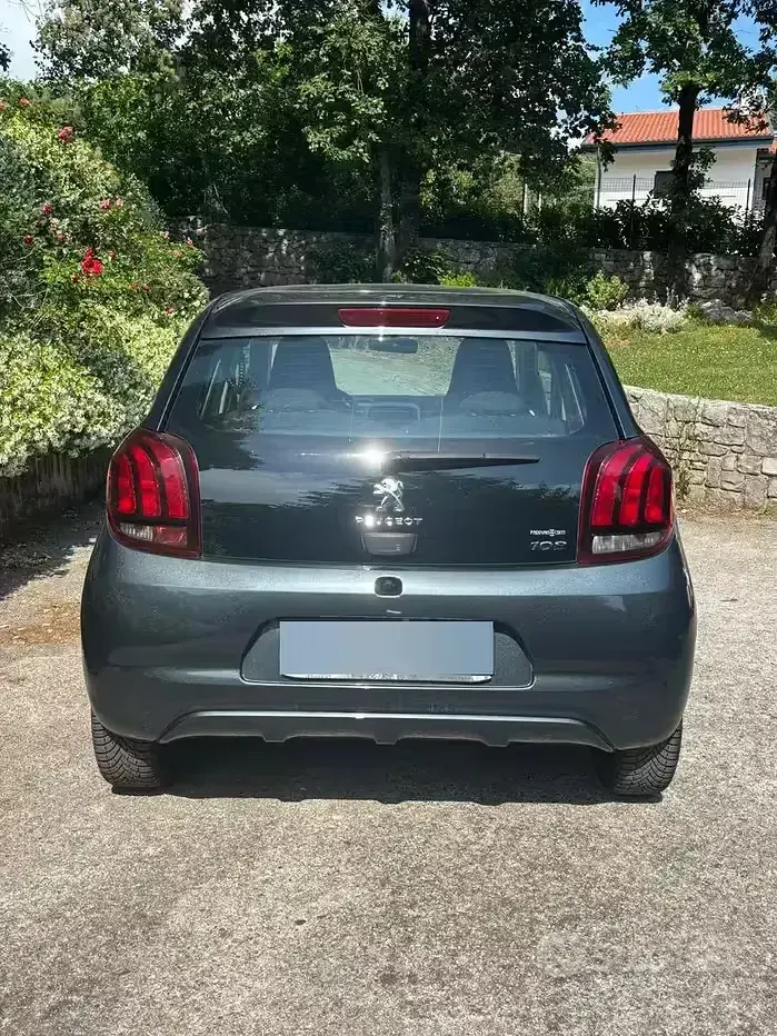 Usata Peugeot 108 82 CV (60 kW) 2017 Grigio Berlina