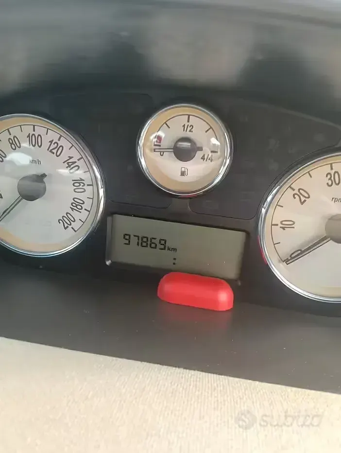 Usata Lancia Ypsilon 60 CV (44 kW) 2005 Nero Utilitaria