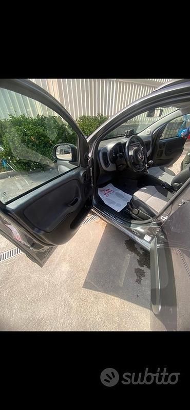 Usata Fiat Panda Easy 95 CV (69 kW) 2017 Grigio Utilitaria