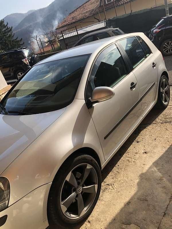 Usata VW Golf IV Comfortline 105 CV (77 kW) 2006 Berlina