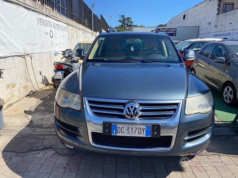 Grigio Usata 2007 VW Touareg Exclusive SUV | 4500 € (Super prezzo) - Immagine 1/4
