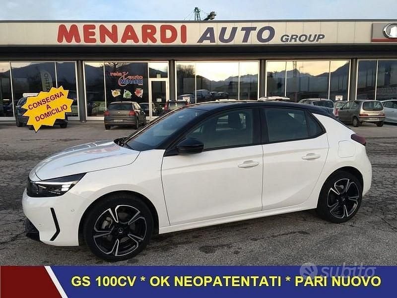 Bianco Usata 2024 Opel Corsa Berlina | 12.900 € (Ottimo prezzo) - Immagine 1/4