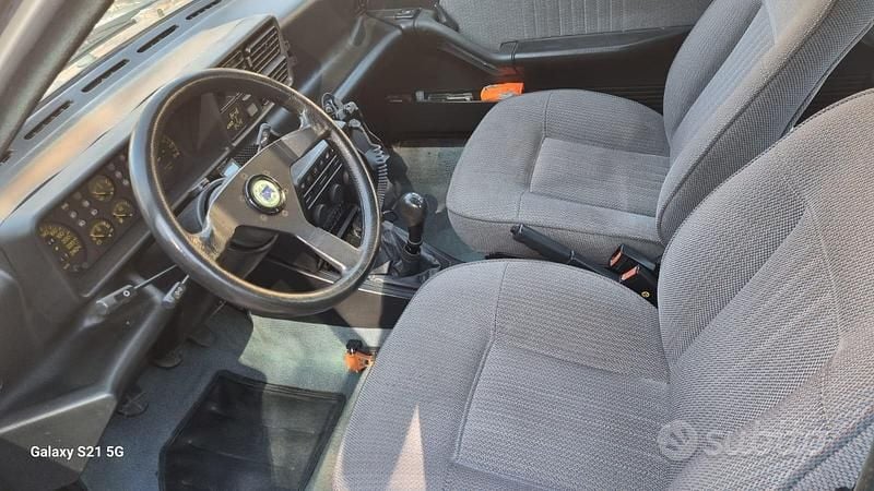 Usata Lancia Prisma 1987 Grigio Berlina