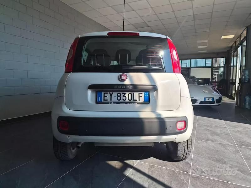 Usata Fiat Panda Pop 80 CV (58 kW) 2015 Bianco Utilitaria
