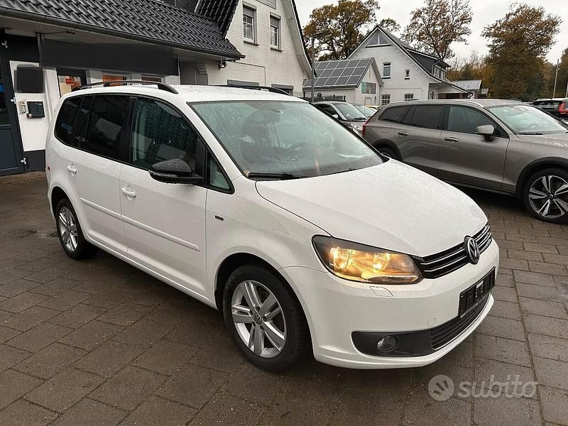 Usata VW Touran Comfortline 104 CV (76 kW) 2012 Bianco Monovolume
