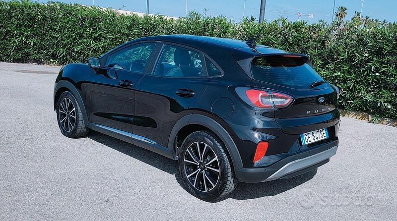 Usata Ford Puma Titanium 120 CV (88 kW) 2021 Nero SUV