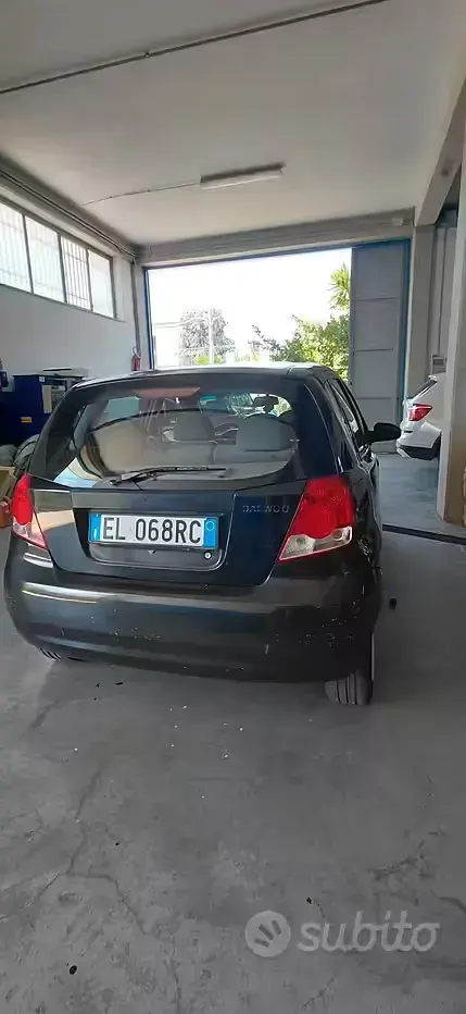Usata Chevrolet Kalos 72 CV (52 kW) 2003 Nero Berlina