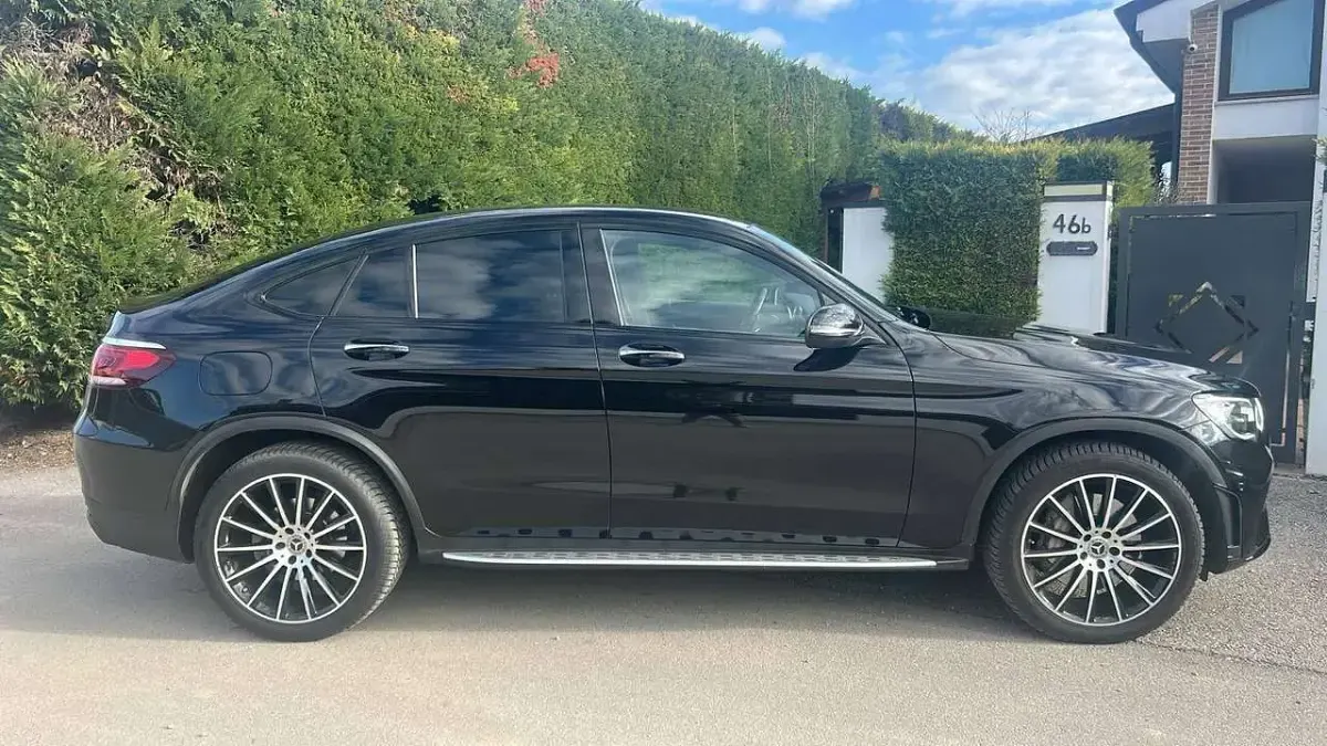 Usata Mercedes GLC300 245 CV (180 kW) 2021 Nero SUV
