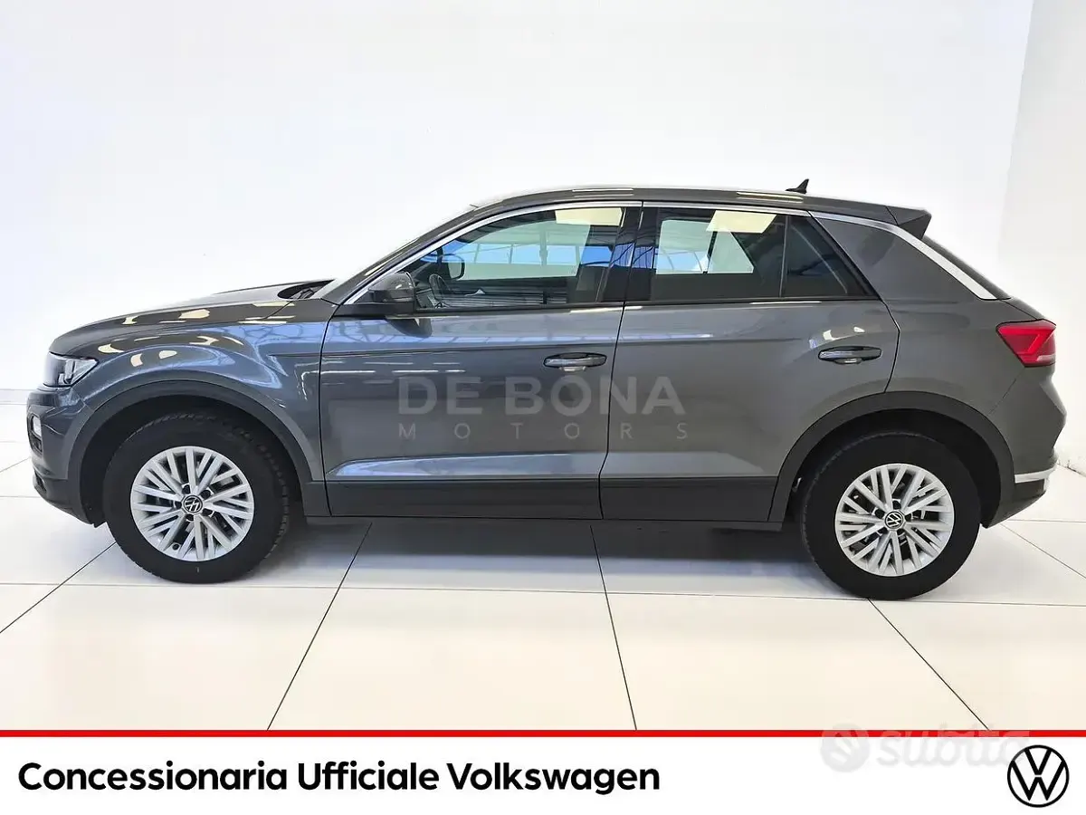 Usata VW T-Roc Business 116 CV (85 kW) 2021 Grigio SUV