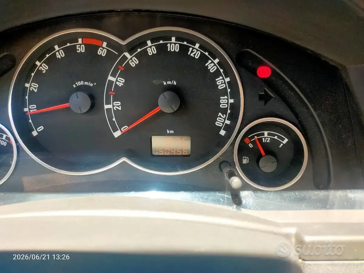 Usata Opel Meriva 101 CV (74 kW) 2008 Grigio Monovolume