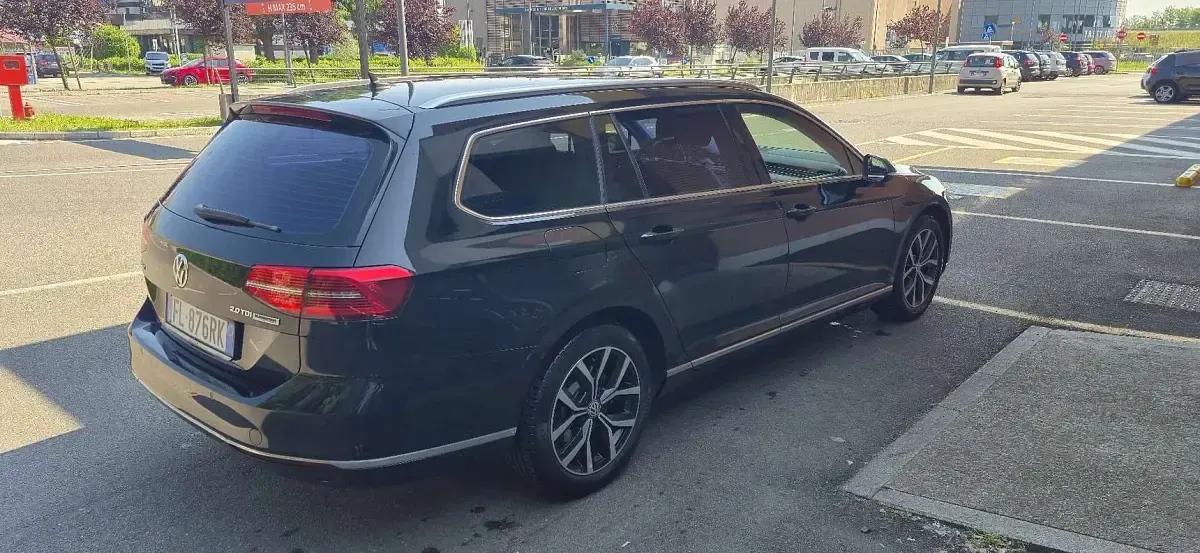Usata VW Passat Highline 150 CV (110 kW) 2017 Station wagon