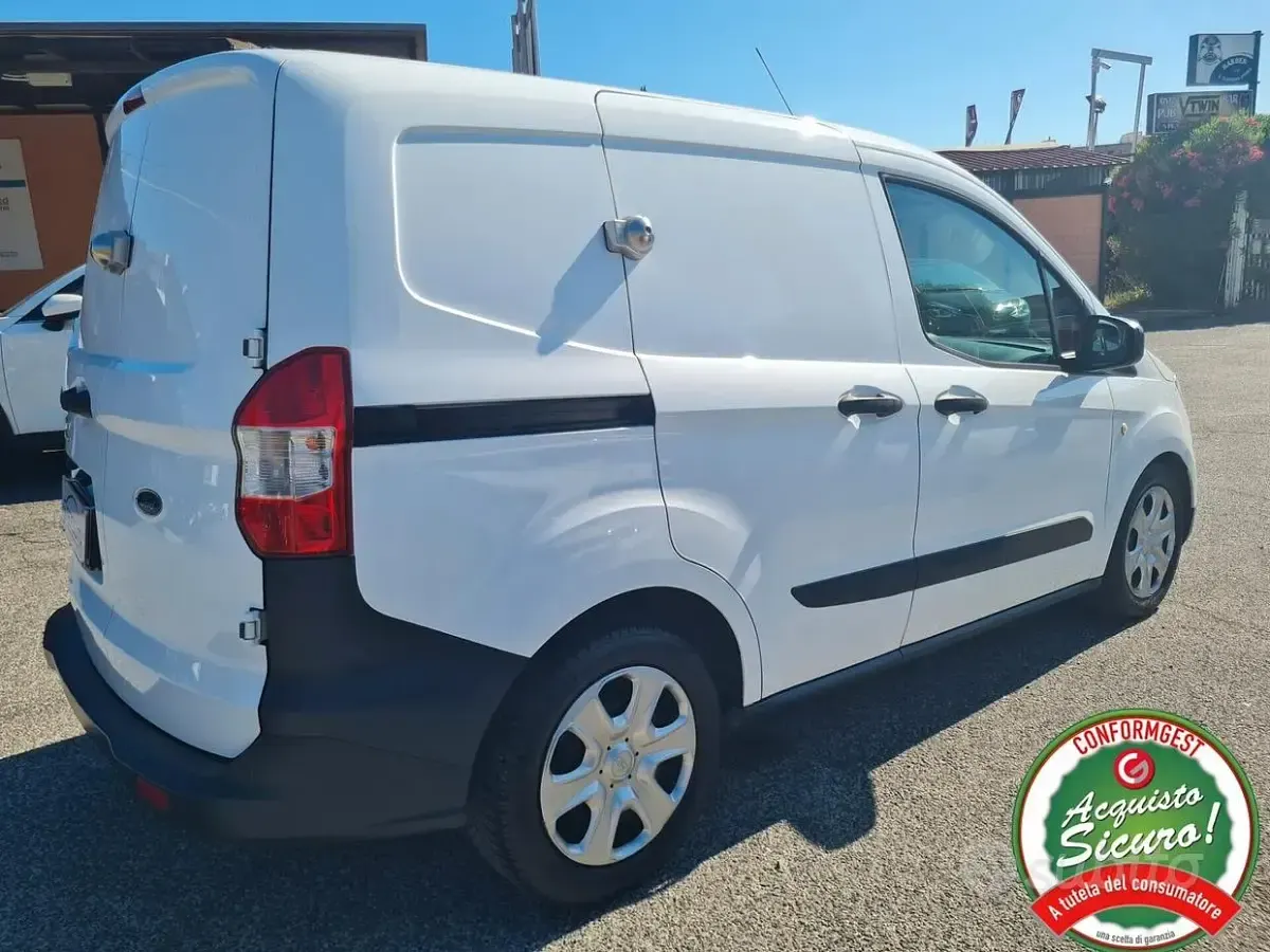 Usata Ford Transit 101 CV (74 kW) 2022 Bianco Furgone
