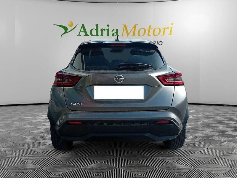 Usata Nissan Juke N-Connecta 117 CV (86 kW) 2020 Grigio scuro SUV
