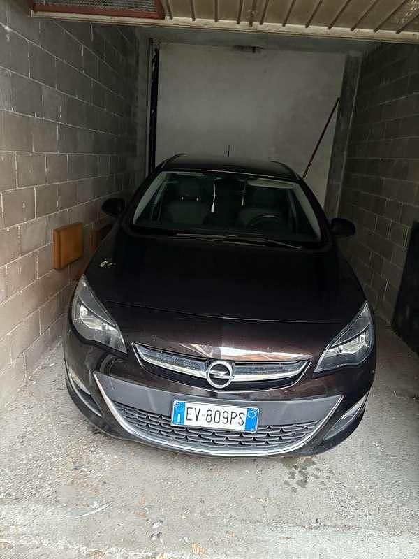 Usata Opel Astra Cosmo 110 CV (80 kW) 2014 Station wagon