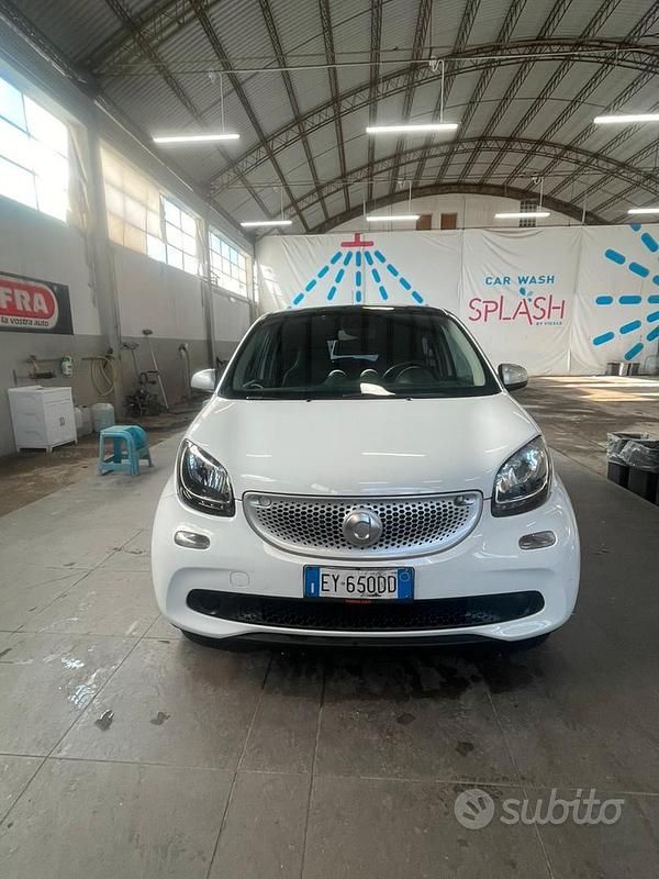 Usata Smart ForFour 2015 Bianco Utilitaria