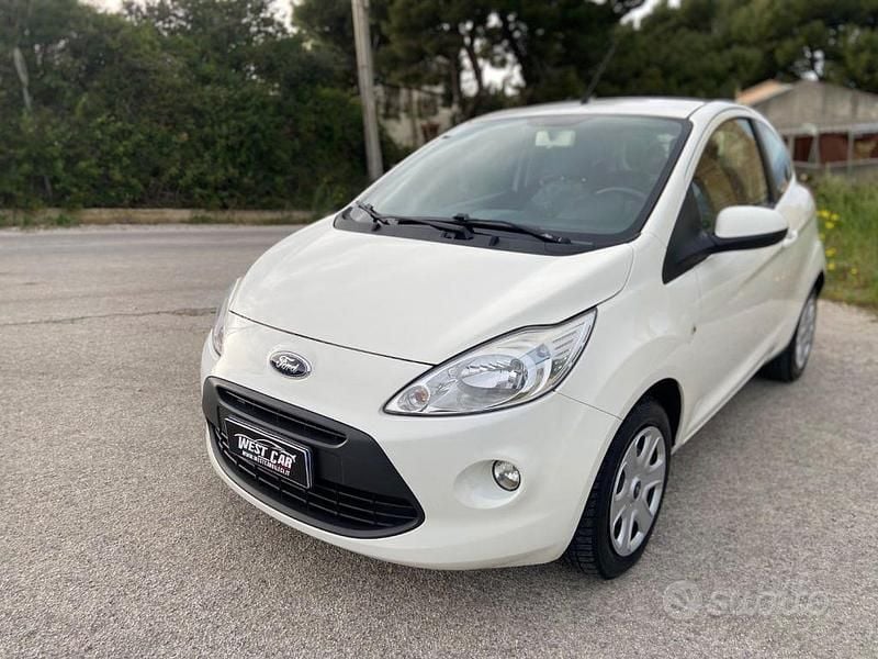 Begagnad Ford Ka Plus 69 HK (50 kW) 2012 Vit Halvkombi