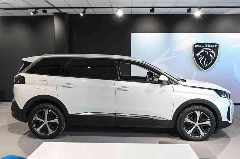 Usata Peugeot 5008 Allure 131 CV (96 kW) 2021 Bianco Monovolume