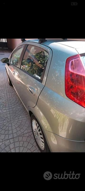 Usata Fiat Grande Punto 90 CV (66 kW) 2008 Grigio Utilitaria