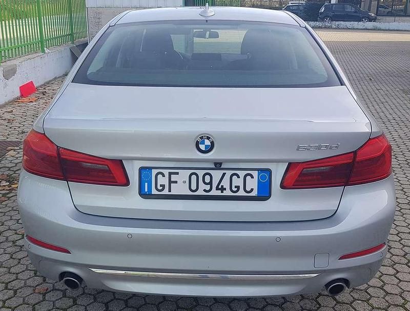 Usata BMW 530 Luxury Line 265 CV (194 kW) 2017 Argento Berlina