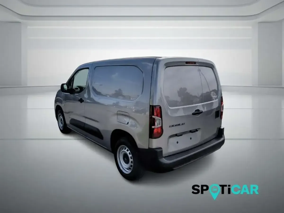 Nuova Fiat Doblò 101 CV (74 kW) 2026 Grigio Monovolume
