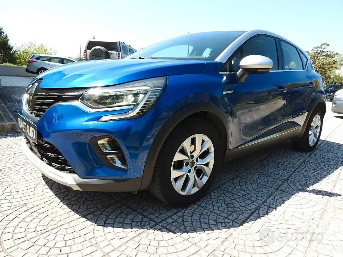 Usata Renault Captur 116 CV (85 kW) 2020 Blu SUV