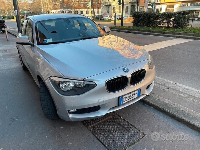 Usata BMW 116 Efficient Dynamics 116 CV (85 kW) 2013 Argento Utilitaria