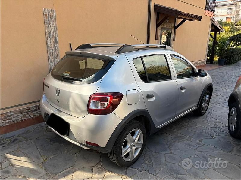 Usata Dacia Sandero Stepway 2015 Grigio Utilitaria
