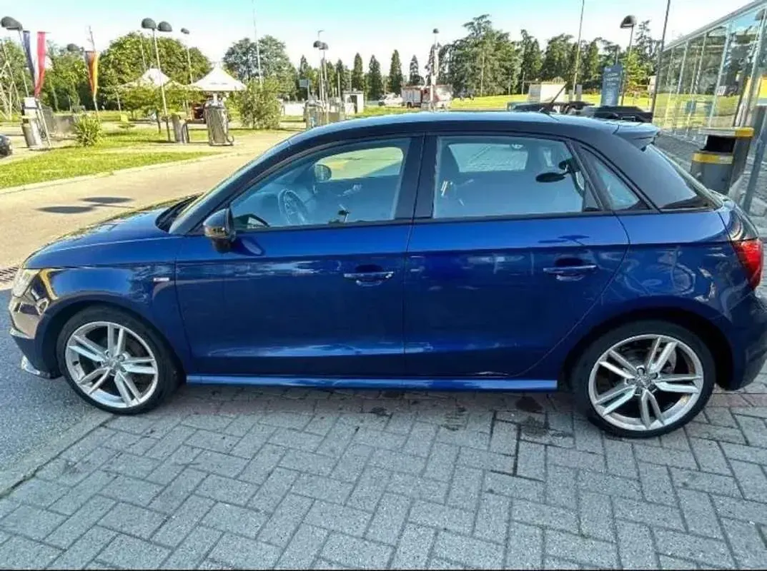 Usata Audi A1 Sportback Ambiente 95 CV (69 kW) 2018 Blu Utilitaria