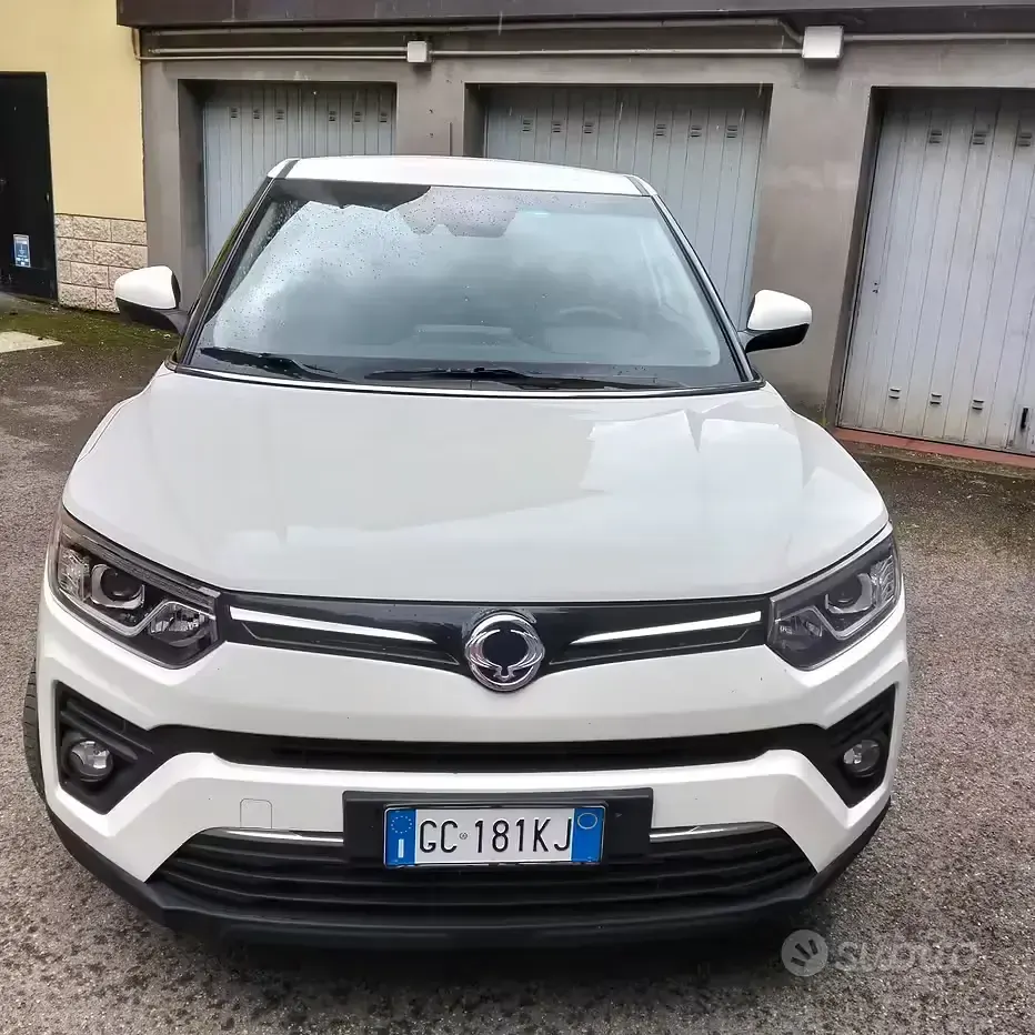Usata SsangYong Tivoli 128 CV (94 kW) 2021 Bianco SUV
