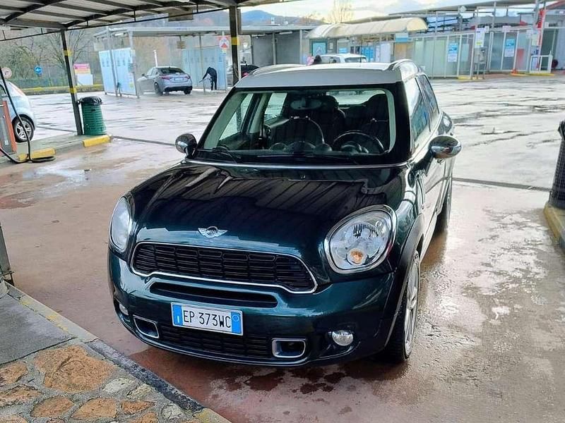 Usata Mini Cooper SD Countryman 143 CV (105 kW) 2013 Verde SUV