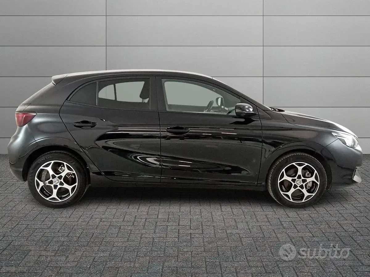 Usata MG MG3 Luxury 102 CV (75 kW) 2025 Nero Utilitaria