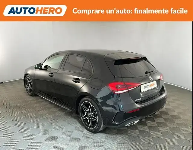 Usata Mercedes A180 AMG line 116 CV (85 kW) 2021 Nero Berlina