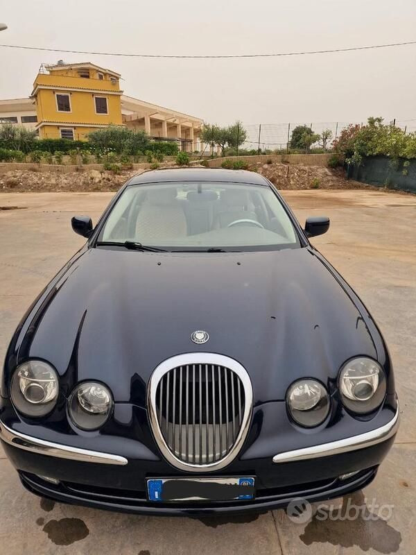 Usata 2001 Jaguar S-Type S Tre volumi | 4500 € (Cara) - Immagine 1/4