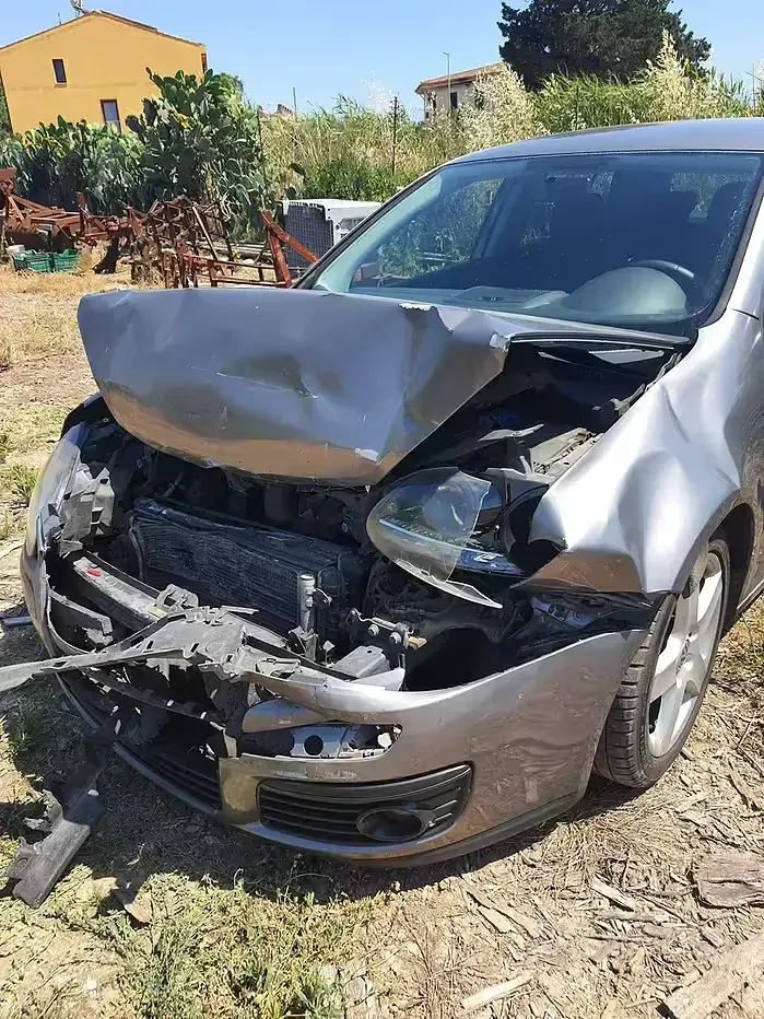 Usata VW Golf V GT 140 CV (102 kW) 2007 Grigio Berlina