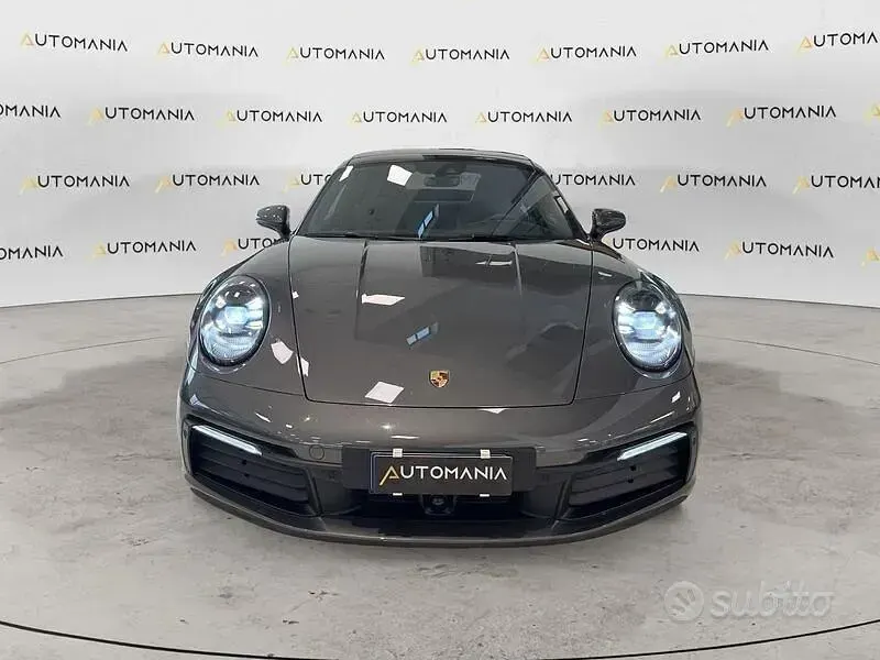 Usata Porsche 911 Carrera 385 CV (283 kW) 2019 Grigio Coupé