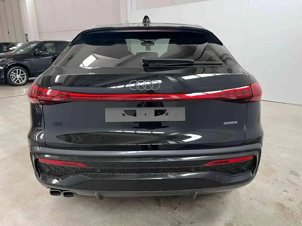 Nuova Audi Q5 S-Line 203 CV (149 kW) 2026 Nero SUV