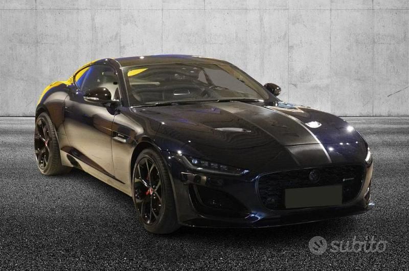 Blu/azzurro(met.) Usata 2021 Jaguar F-Type R-Dynamic Coupé | 50.950 € (Buon prezzo) - Immagine 1/4