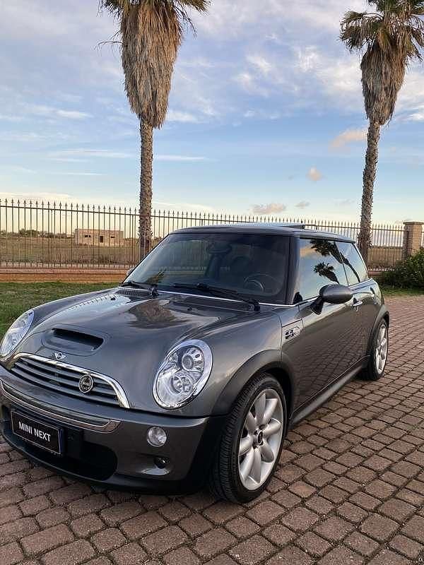 Usata Mini Cooper S 170 CV (125 kW) 2006 Grigio Utilitaria