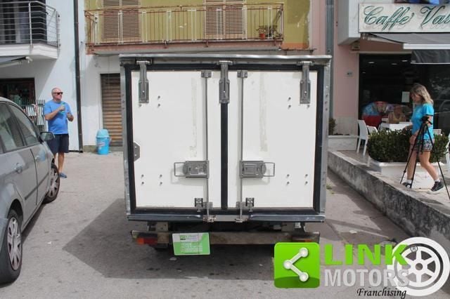 Usata Piaggio APE 11 CV (8 kW) 1997 Verde pastello Utilitaria